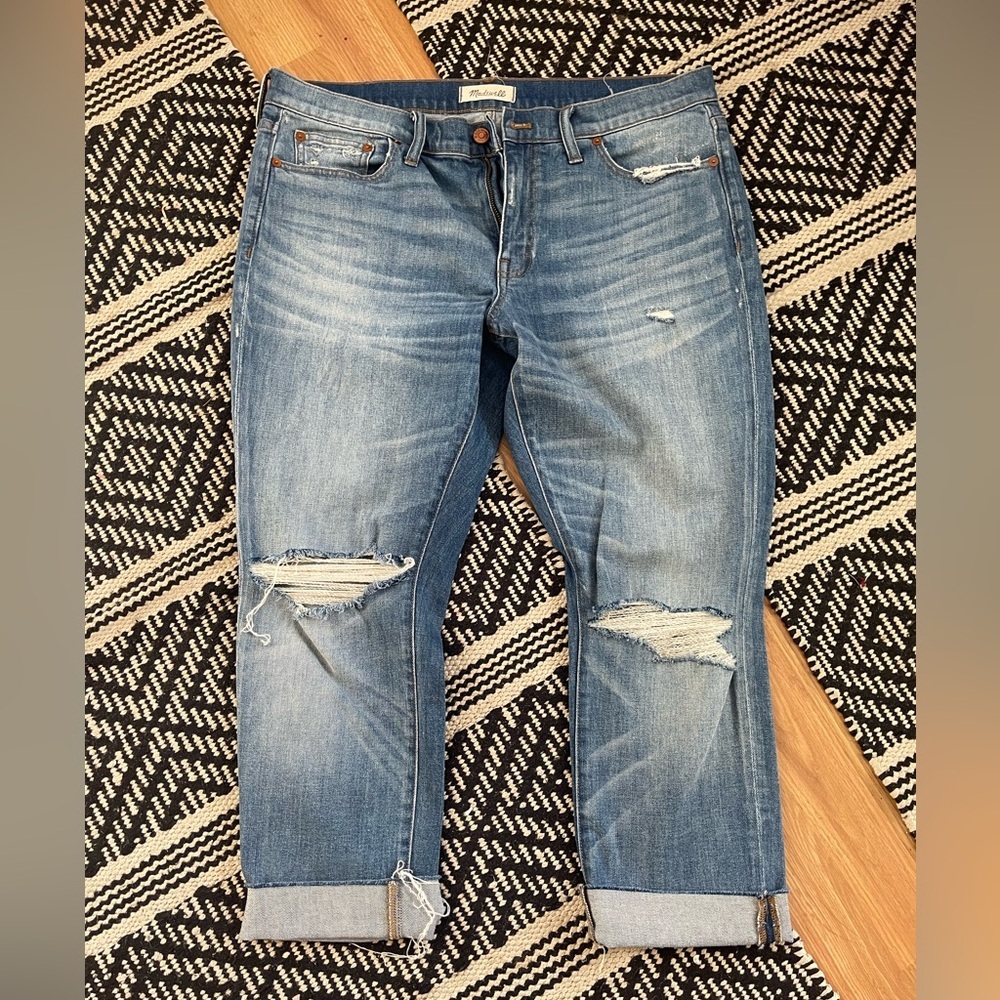 Madewell Distressed Light Blue slim fit boy Jean